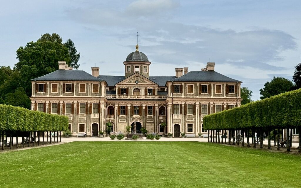 Schloss Favorite